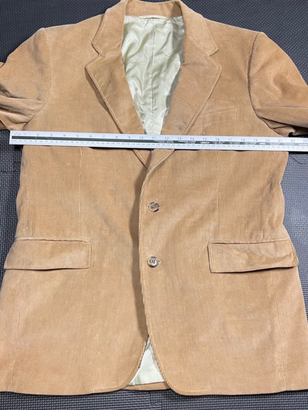 Vintage Jordache Tan Corduroy Blazer Jacket With Two-Button Closure & Satin Lini - Picture 6 of 8